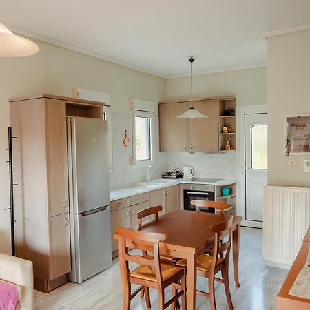 Seafront Apartment Karfas Bagian luar foto