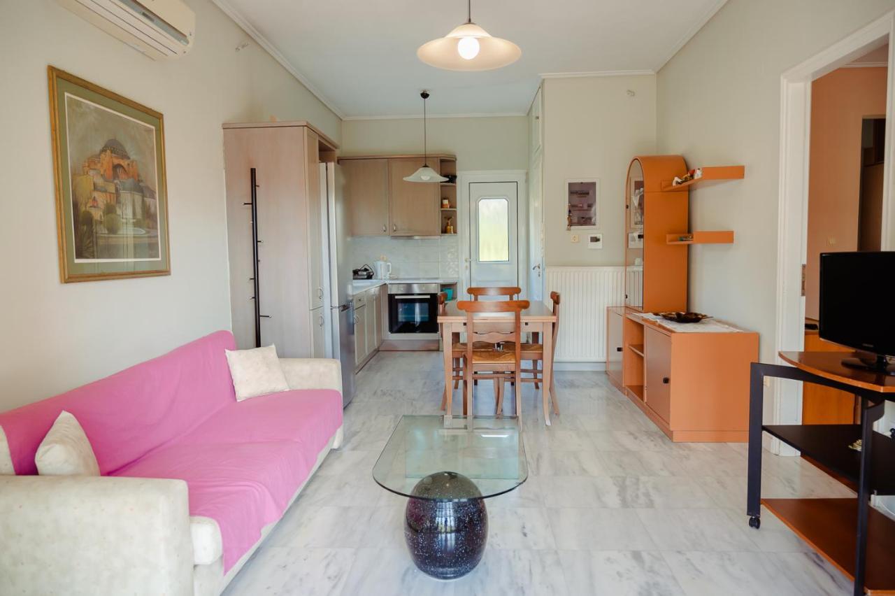 Seafront Apartment Karfas Bagian luar foto