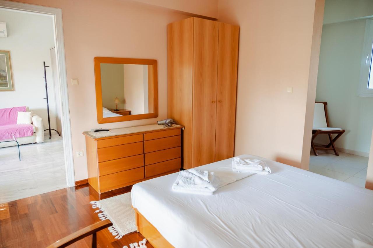 Seafront Apartment Karfas Bagian luar foto