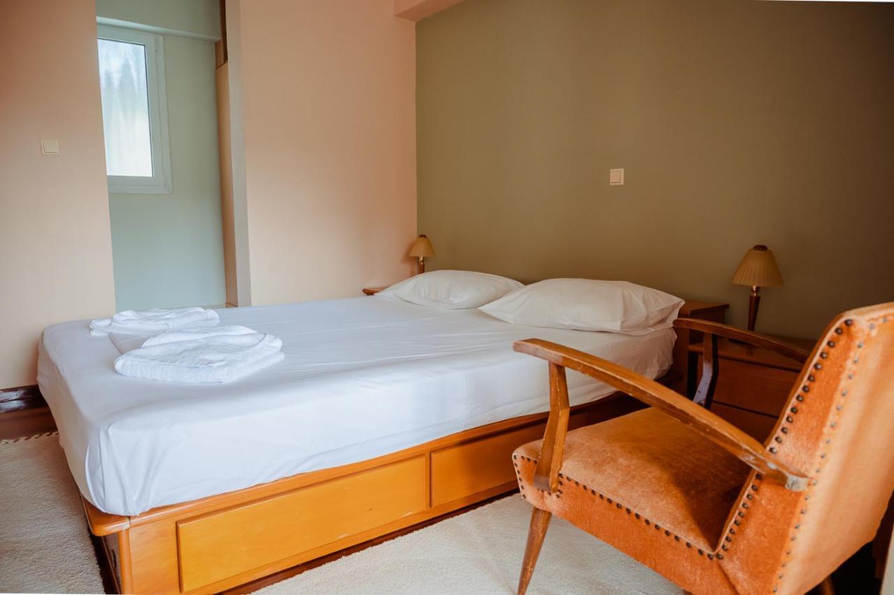 Seafront Apartment Karfas Bagian luar foto