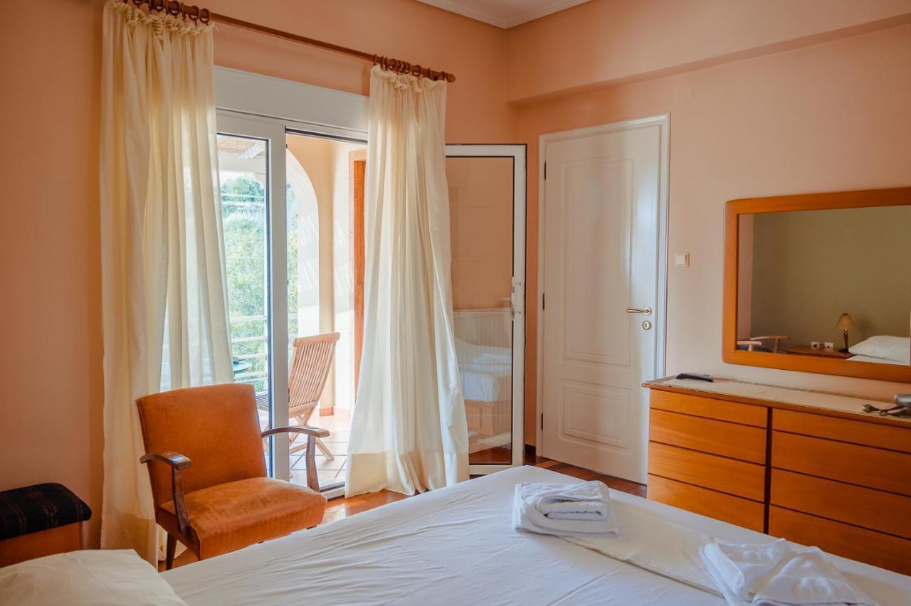 Seafront Apartment Karfas Bagian luar foto